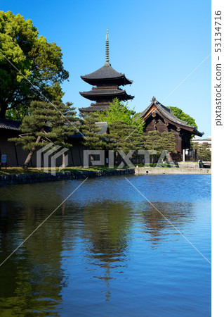 Landscape of the five-storied pagoda of Toji Temple and the waterside 53134716