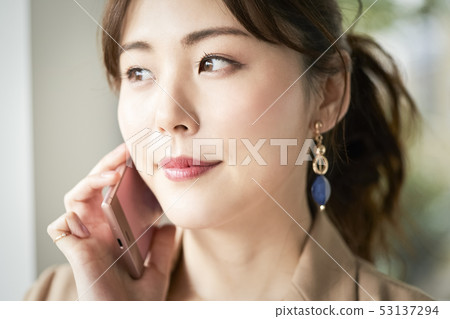 Female business woman Female business woman 53137294