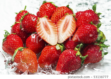 新鮮的草莓的圖像 新鮮的草莓的圖像 53138777