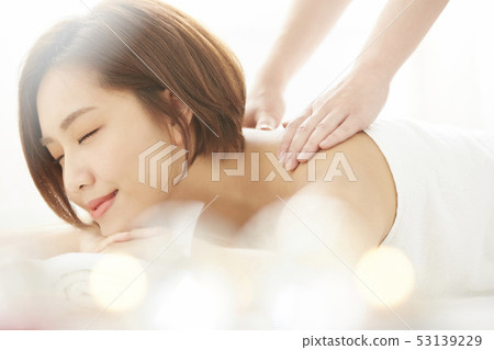 女性美容美學 53139229