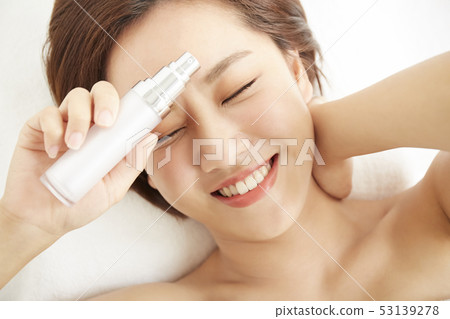 Women beauty Women beauty 53139278