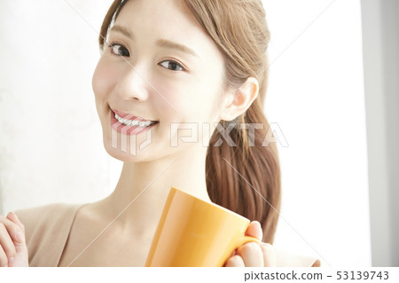 Woman lifestyle relax Woman lifestyle relax 53139743