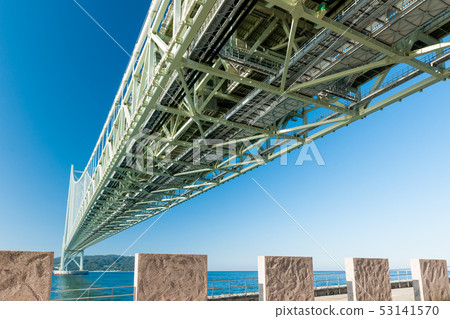 Akashi Kaikyo Bridge 53141570