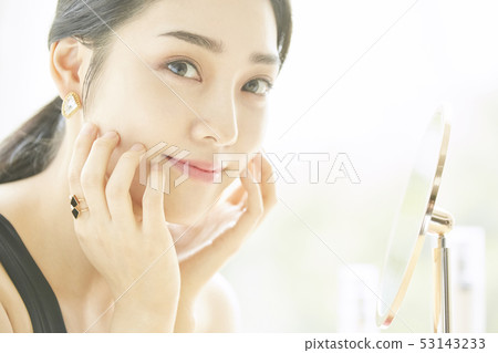 Women beauty 53143233