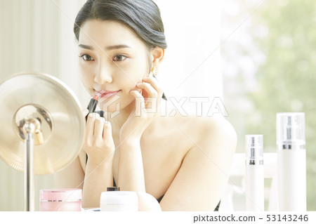 Women beauty Women beauty 53143246