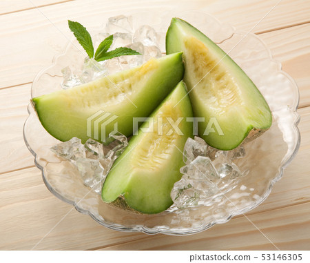Takami Melon 53146305