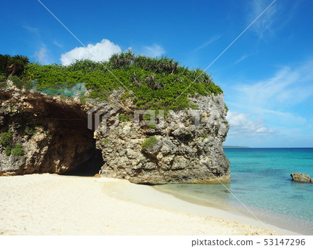 Sandy beach Sandy beach 53147296