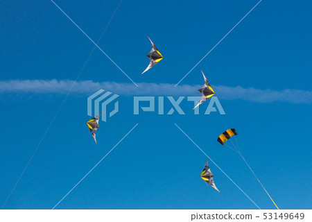 5 kites in the sky 5 kites in the sky 53149649