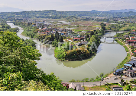 Winding rivers and rivers 53150274