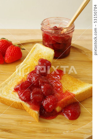 Strawberry jam toast Strawberry jam toast 53150784