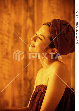 Sauna hot spring bathing break woman sweat Sauna hot spring bathing break woman sweat 53151332