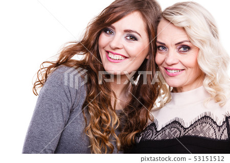 Portrait of adult daughter with mother 53151512