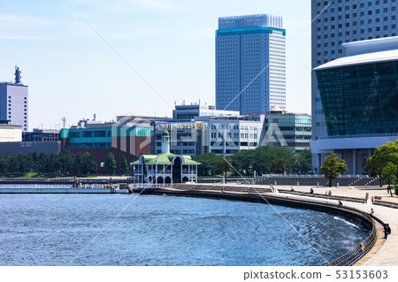 (Kanagawa Prefecture-urban scenery) Minato Mirai urban scenery 3 under the blue sky (Kanagawa Prefecture-urban scenery) Minato Mirai urban scenery 3 under the blue sky 53153603