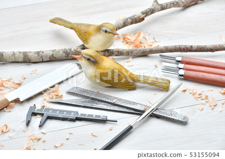 鳥雕。野生鳥類木雕,野生鳥類雕塑。有色是鶯。 *這是業餘愛好者正在進行的工作。 鳥雕。野生鳥類木雕,野生鳥類雕塑。有色是鶯。 *這是業餘愛好者正在進行的工作。 53155094