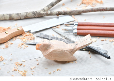 Bird carving. Wild bird wood sculpture, wild bird sculpture. Colored is a warbler. *This is a work in progress by an amateur. Bird carving. Wild bird wood sculpture, wild bird sculpture. Colored is a warbler. *This is a work in progress by an amateur. 53155103