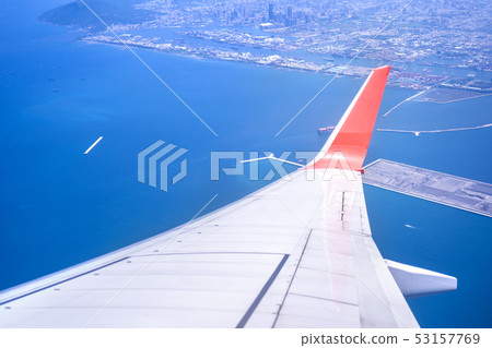 飛機 機翼 天空 白雲 airplane aircraft wing window 飛行機 翼 53157769