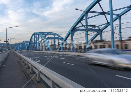 Yongsan Bridge, Yongsan-gu, Dongjak-gu, Han River, Seoul 53158242