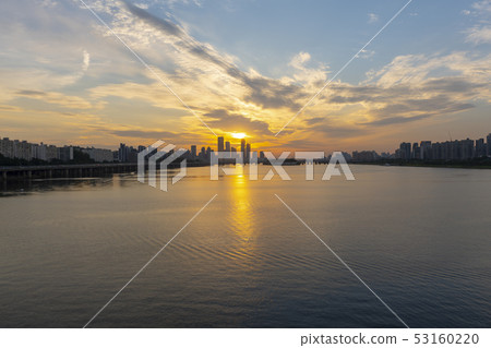 1st Hangang Bridge, Yongsan-gu, Dongjak-gu, Seoul 53160220