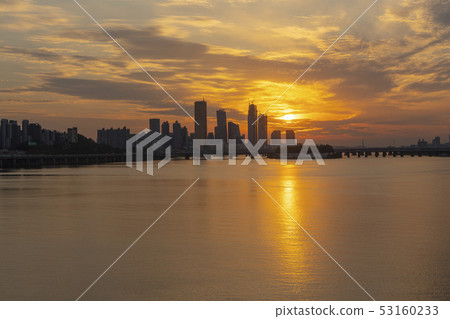 1st Hangang Bridge, Yongsan-gu, Dongjak-gu, Seoul 53160233
