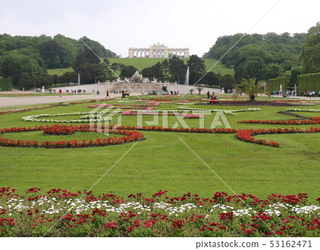 Schoenbrunn Palace Gardens Vienna World Heritage Austria Schoenbrunn Palace Gardens Vienna World Heritage Austria 53162471