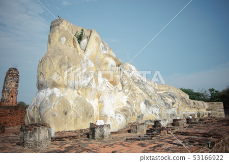 It is said that it is a model of stage of Sagat of Wat Rokajasta (temple of sleeping Buddha) street fighter It is said that it is a model of stage of Sagat of Wat Rokajasta (temple of sleeping Buddha) street fighter 53166922