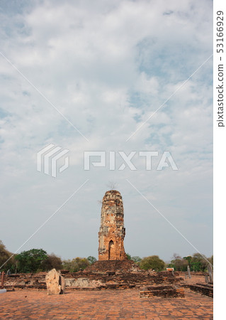 It is said that it is a model of stage of Sagat of Wat Rokajasta (temple of sleeping Buddha) street fighter It is said that it is a model of stage of Sagat of Wat Rokajasta (temple of sleeping Buddha) street fighter 53166929