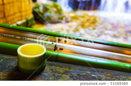 [夏季圖片]來自京都河床的一些飛行麵條 53169360