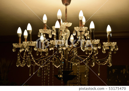 Chandelier 53175470