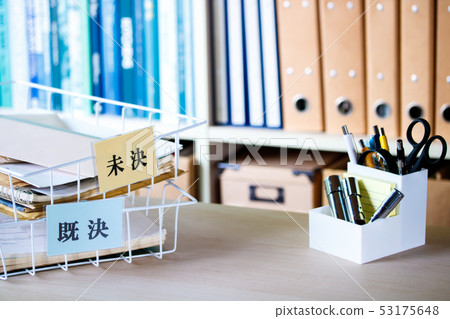 Desk work pending 53175648