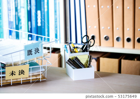 Desk work pending 53175649