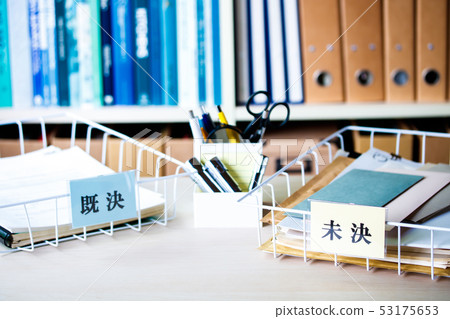 Desk work pending Desk work pending 53175653