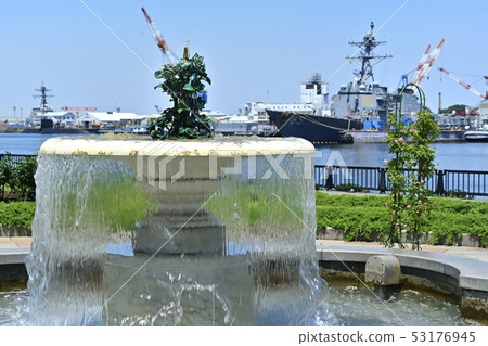 Verny Park Fountain and Yokosuka Port 53176945