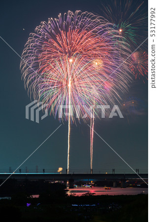 Todabashi Itabi Fireworks Festival Todabashi Itabi Fireworks Festival 53177992