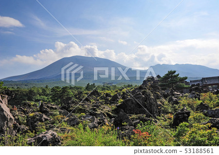 I want to see Mount Asama from Oni extrusion garden 53188561