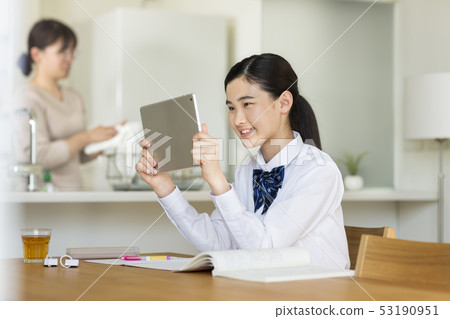 School girls learning 53190951