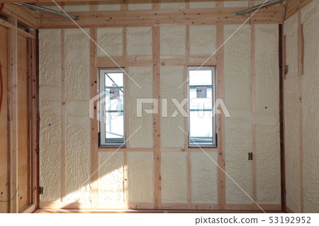 Thermal insulation of a newly built single-family house 53192952
