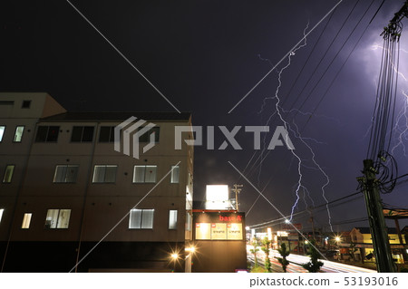 市區閃電 市區閃電 53193016