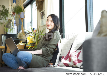 婦女少婦個人計算機生存沙發 53193242