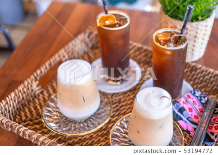 咖啡 咖啡廳 Toasting coffee cafe cheer party Party Woman Coffee 53194772