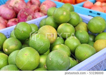 lemons at street food 53196000