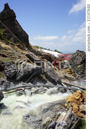 Sukawa Onsen是一個強酸性溫泉，擁有全國最多的泉水 53197688