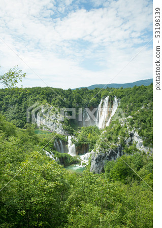 Plitvice Lakes National Park 53198139