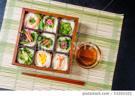 Somen Hiyagi日本非常薄的麵條（Somen） 53203101