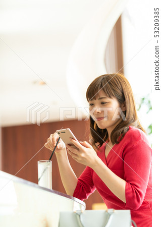 Woman Woman 53209385