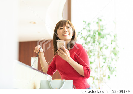 Woman Woman 53209389