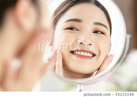Women beauty 53213148