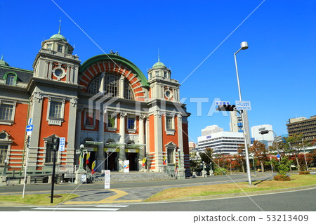 Osaka City Central Public Hall Blue sky and colored leaves scenery Osaka City Central Public Hall Blue sky and colored leaves scenery 53213409
