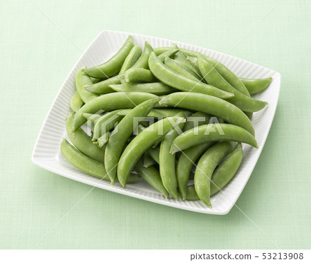 Snap peas 53213908