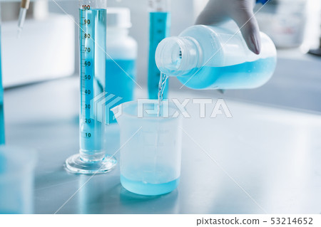 Analysis of the quality of liquids in a chemical 53214652