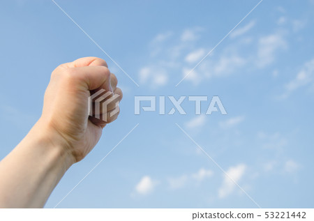 手和天空 53221442